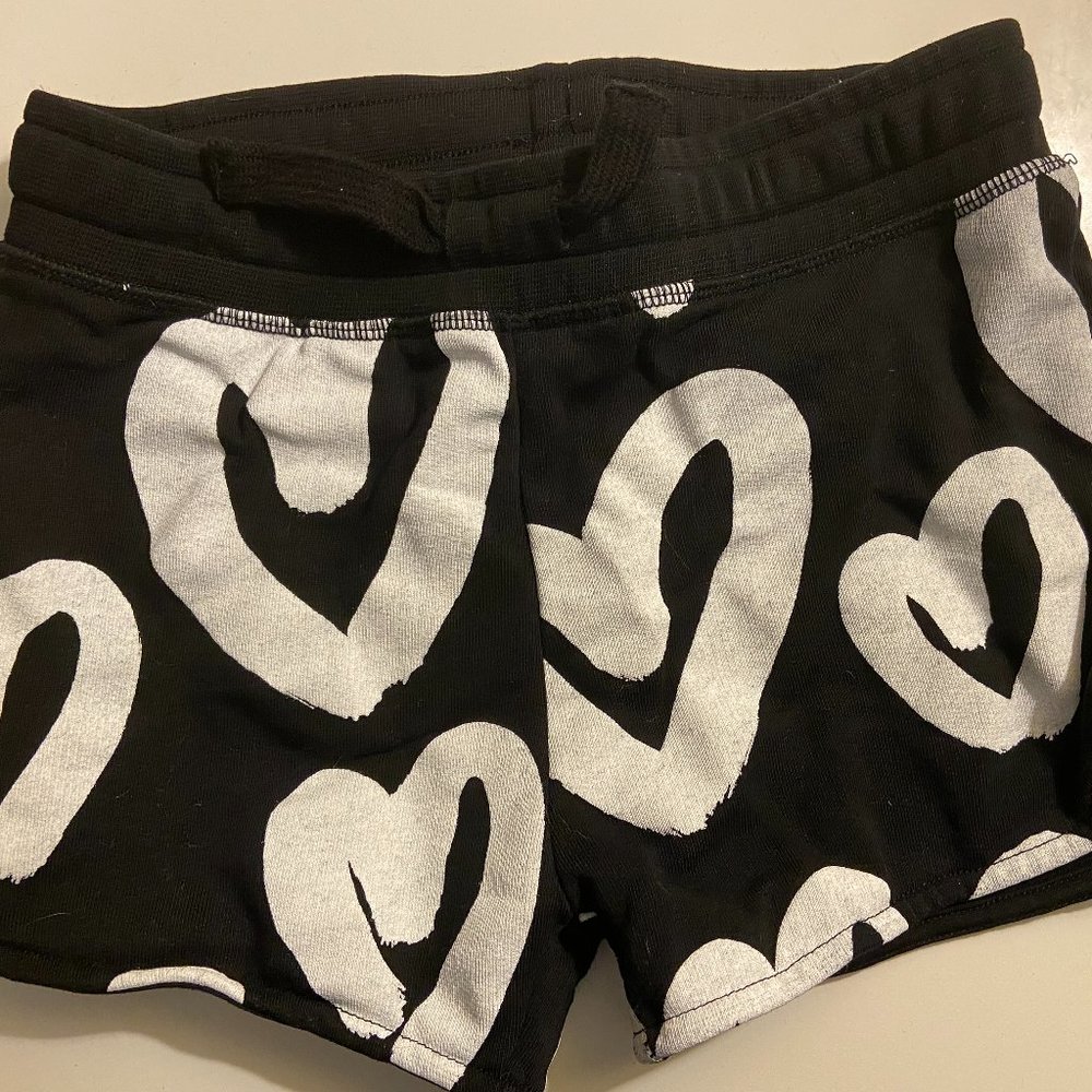 Stella McCartney Girls Shorts Black with White Hearts Sz6